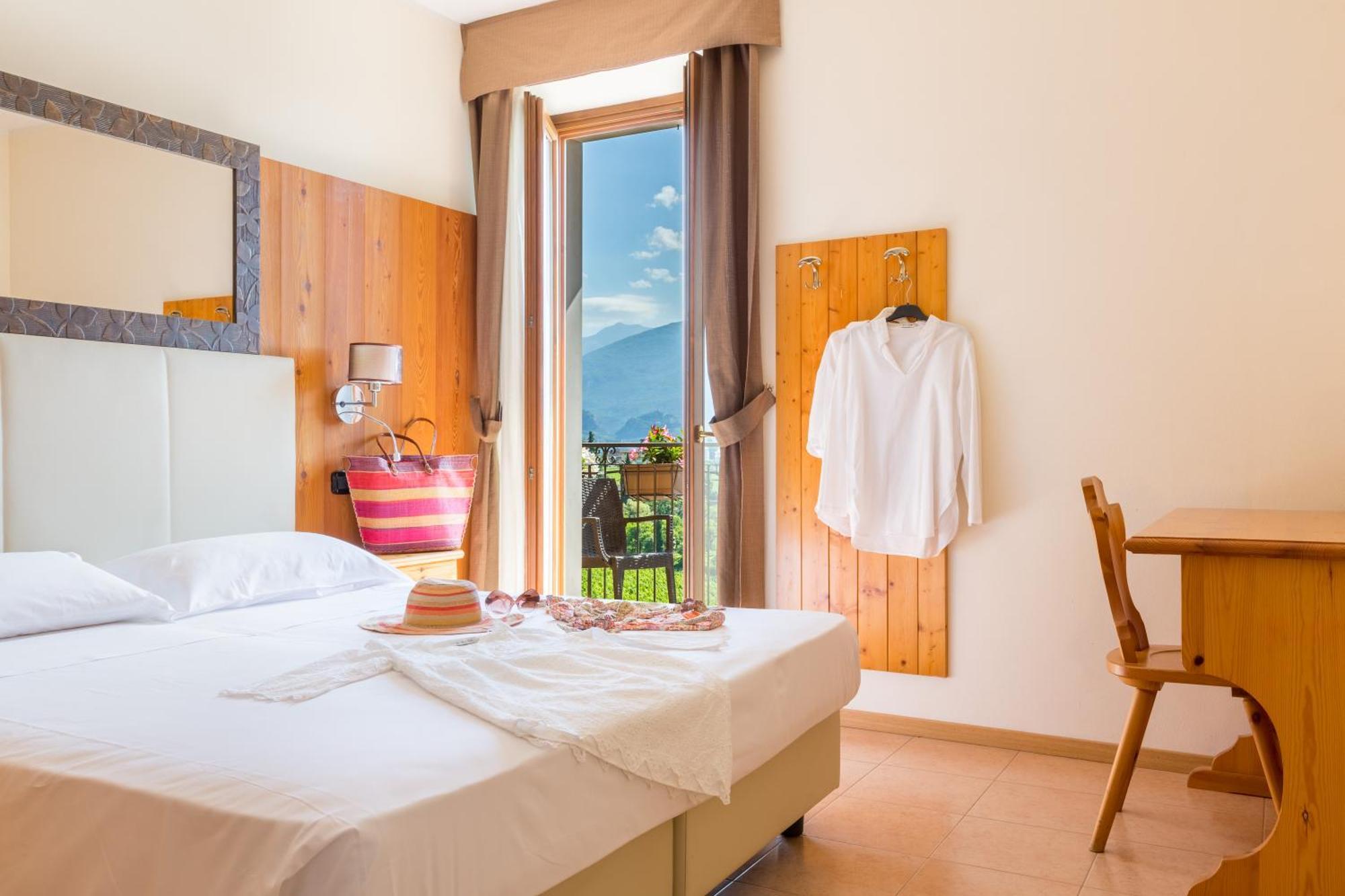 Villa Agritur Eden Marone Riva del Garda Exterior foto