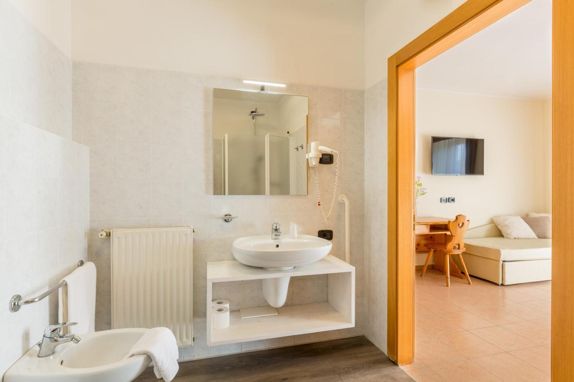 Villa Agritur Eden Marone Riva del Garda Exterior foto