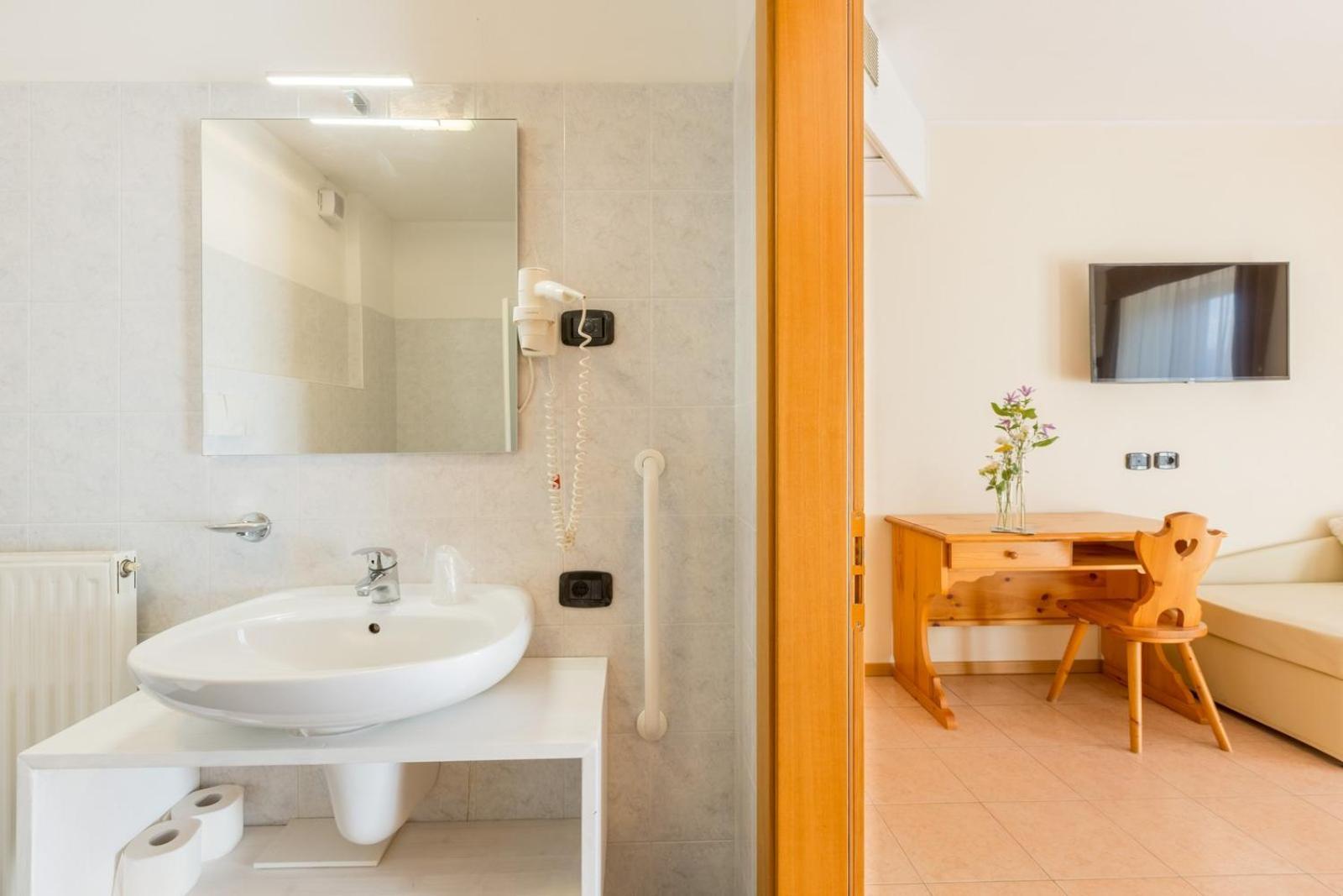 Villa Agritur Eden Marone Riva del Garda Exterior foto