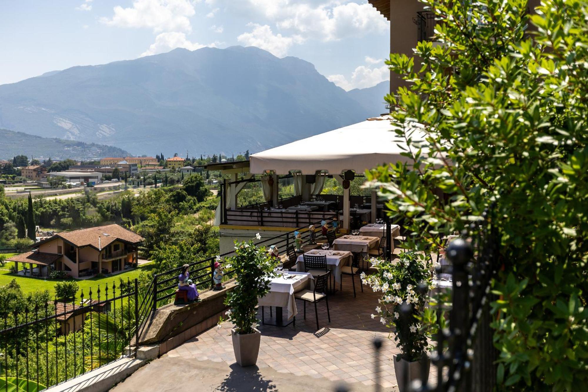 Villa Agritur Eden Marone Riva del Garda Exterior foto